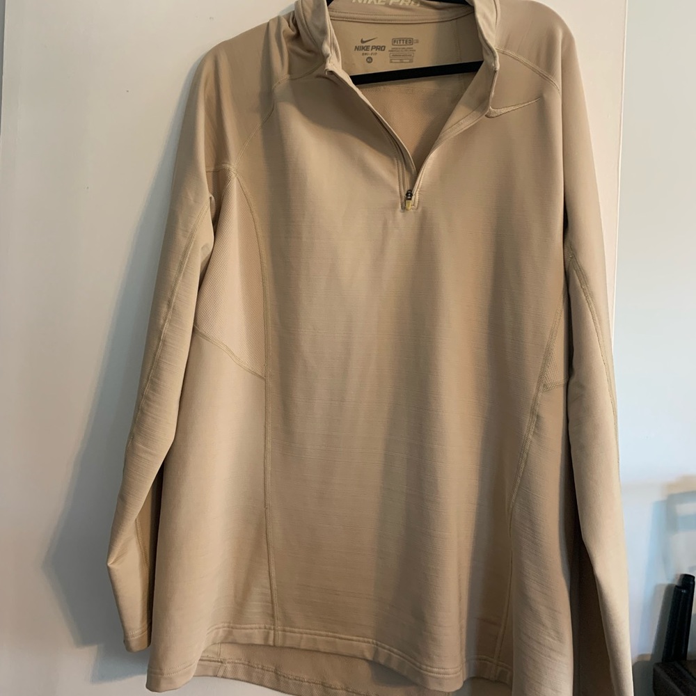 Nike Pro Dri-fit fitted